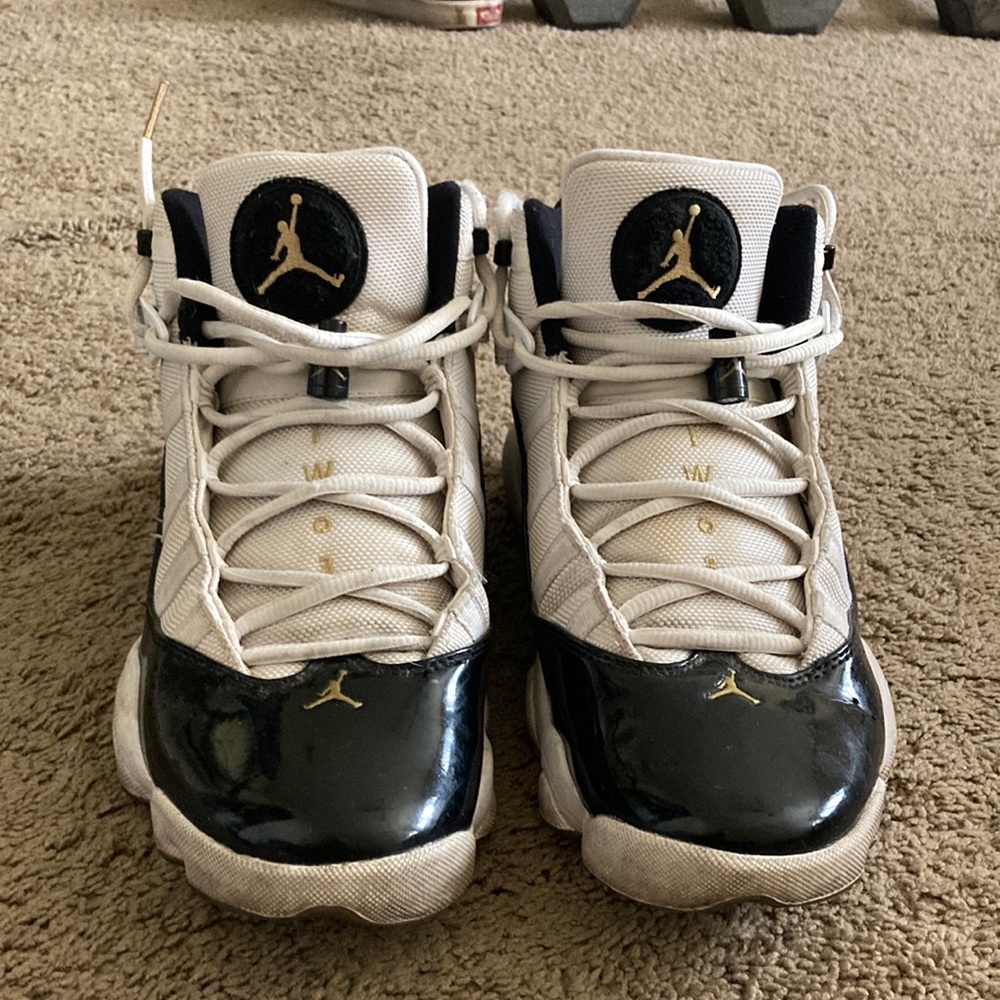 Jordan’s ‘six rings collection’ White/black Sneakers